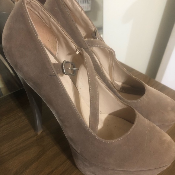 Taupe Pumps - Picture 3 of 5